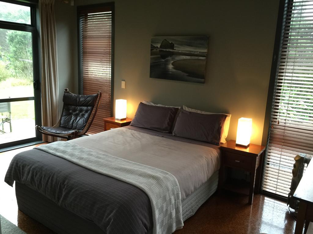 Piha Beachstay Accommodation Exteriör bild