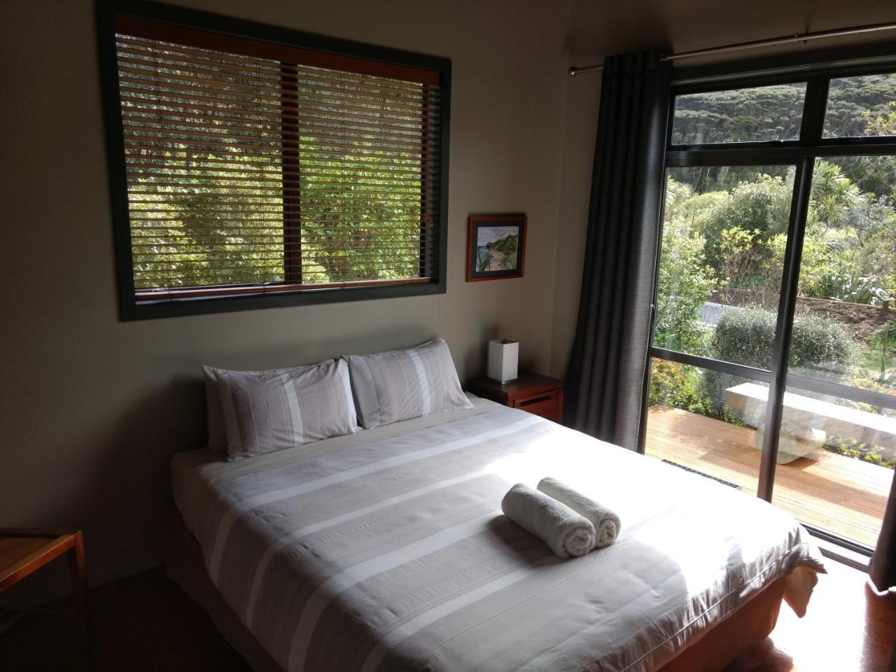 Piha Beachstay Accommodation Exteriör bild